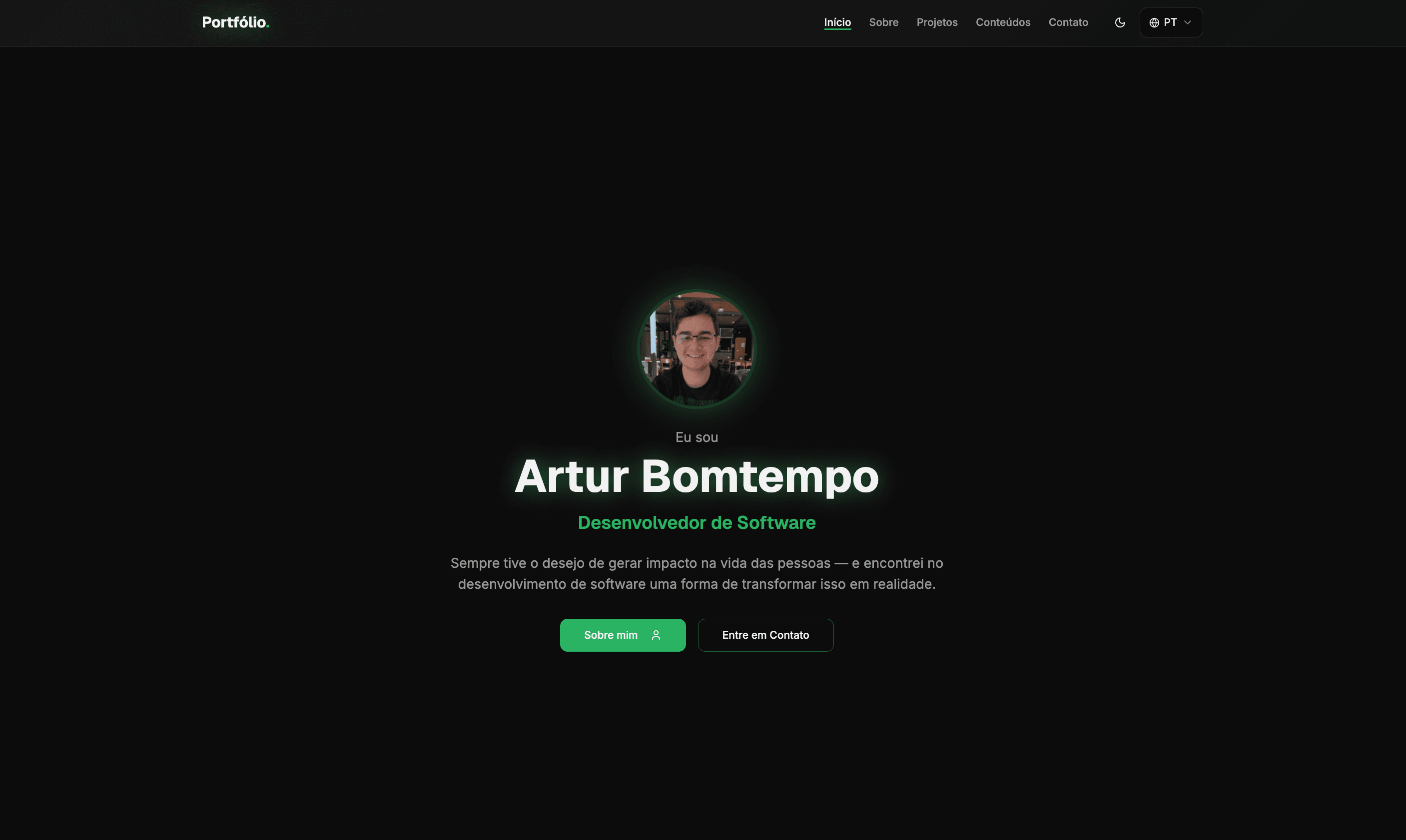 Página inicial do portfólio de Artur Bomtempo